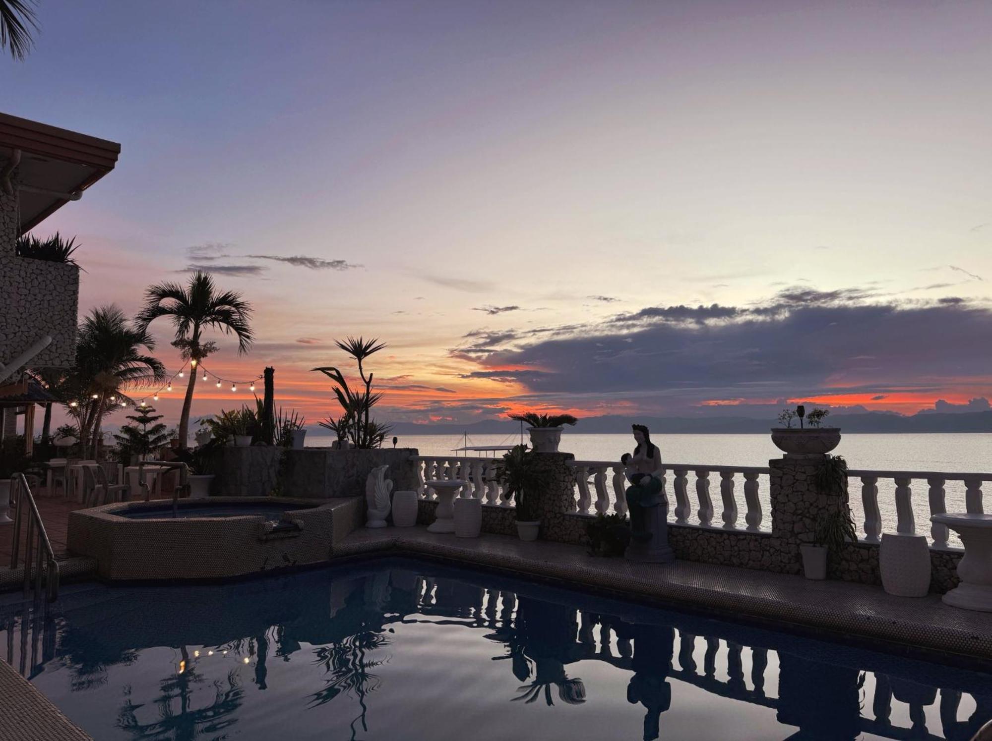 Sunset Beach Resort Моалбоал Екстер'єр фото